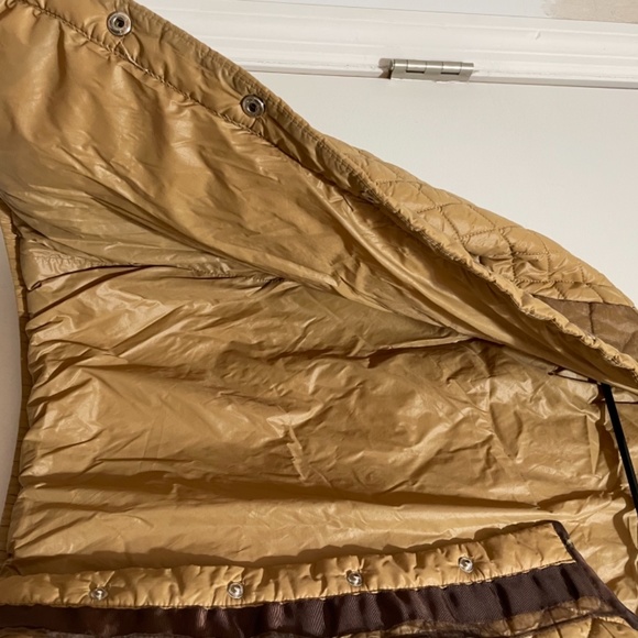 Quilted tan jacket with Organza details - Picture 3 of 5